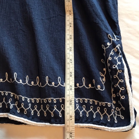 🌟Blue Embroidered Tunic/Cover Up - Picture 5 of 8